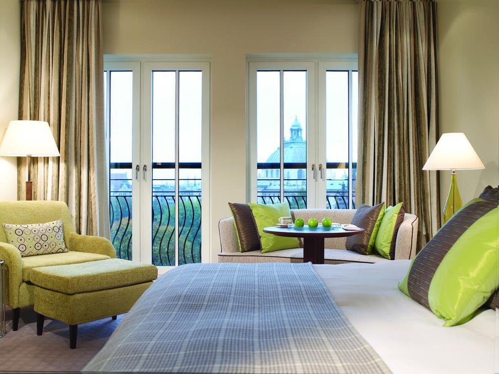 Rocco The Charles 5* München