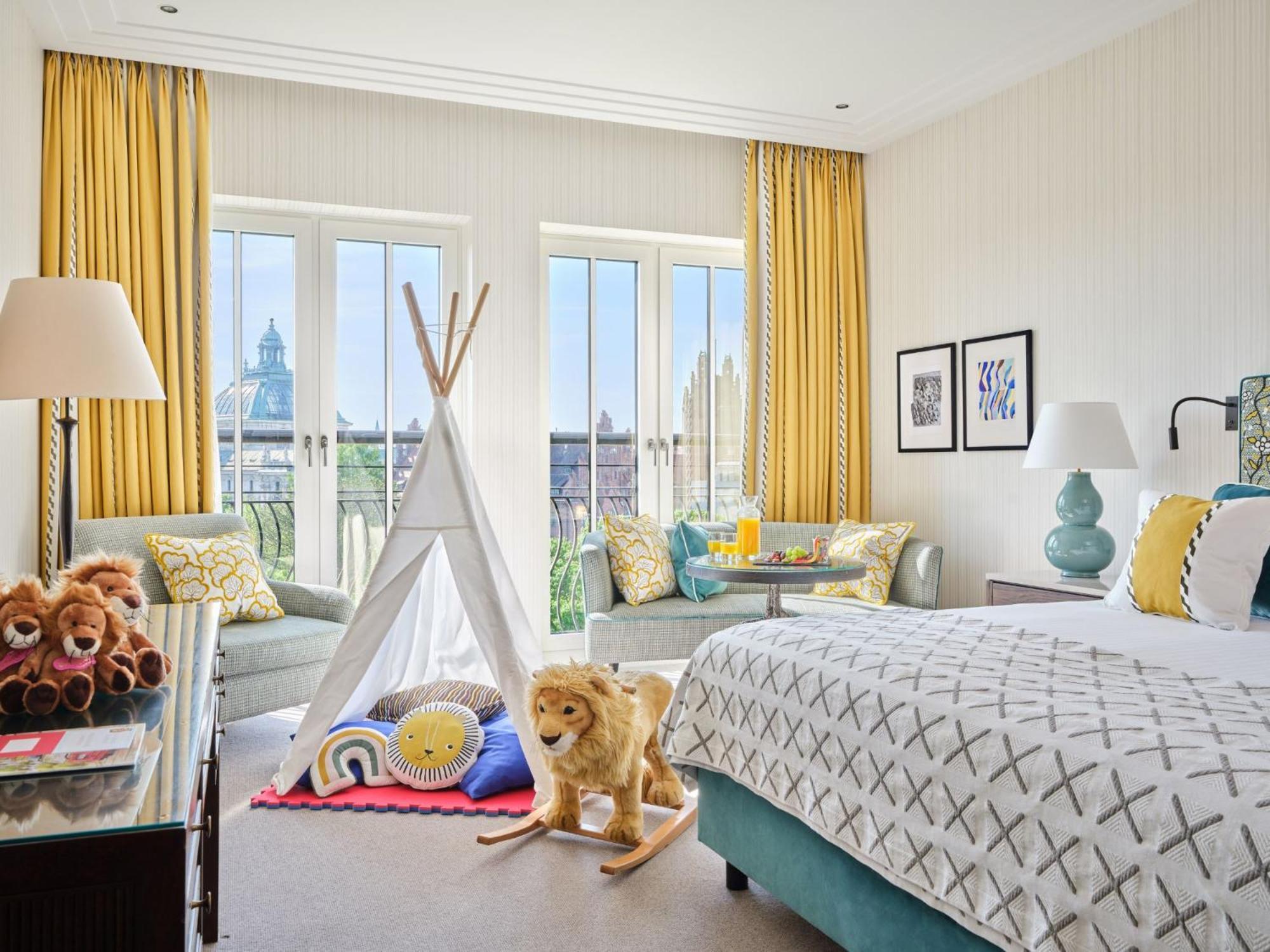 Hotel Rocco The Charles 5*